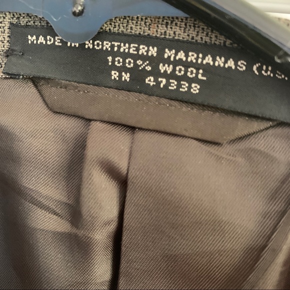 Albert Nipon- Wool Suit Jacket size 46 Regular - Picture 14 of 14